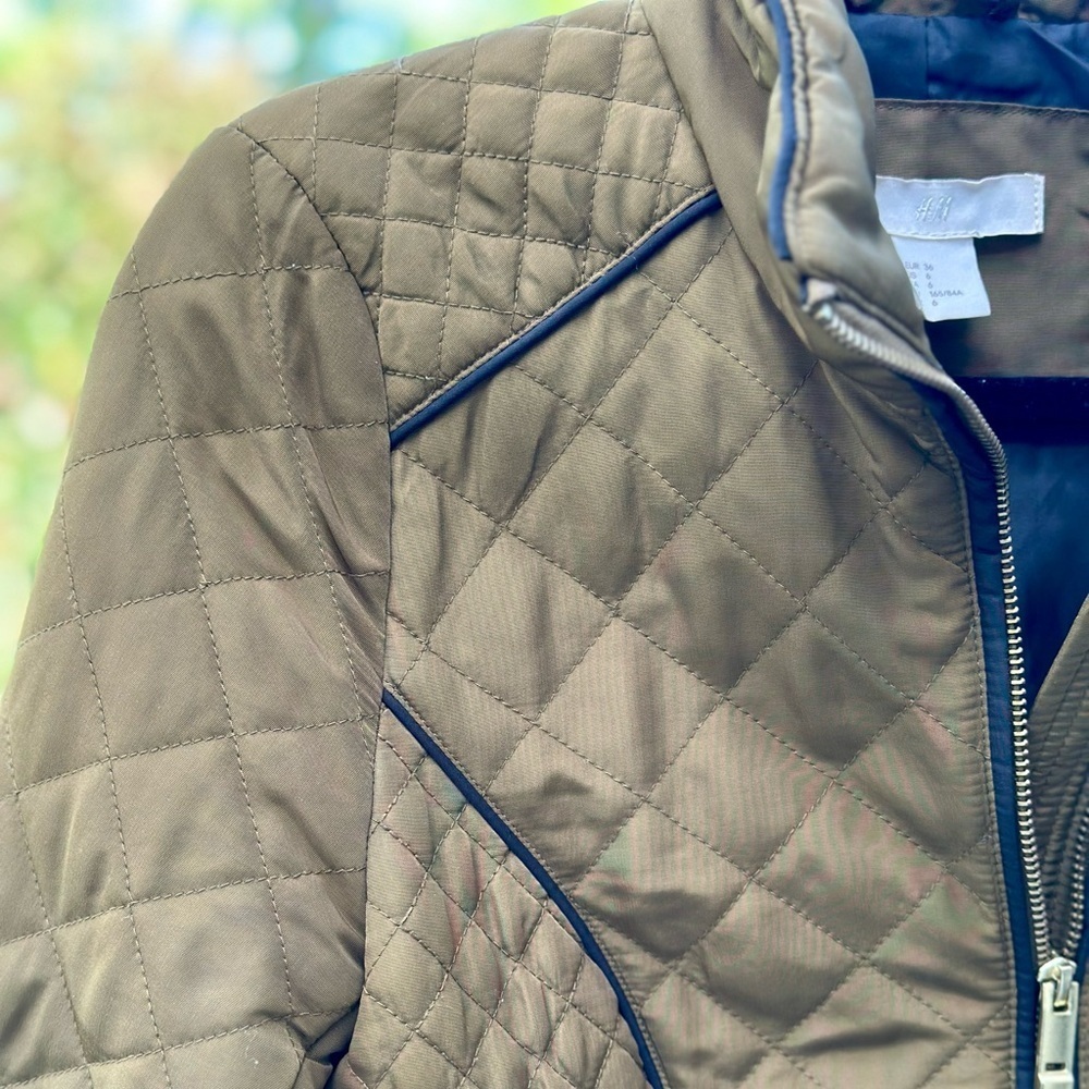 H and H Quilted Greenish Brown Jacket - Picture 3 of 10